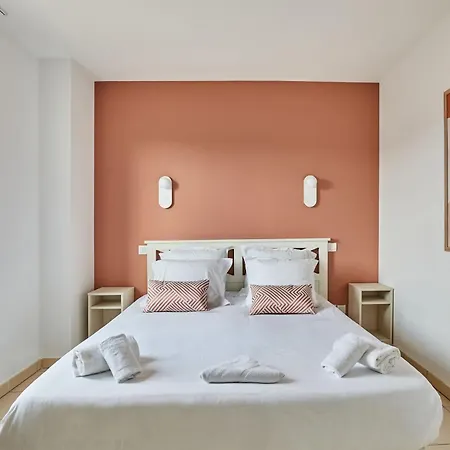 Residence Odalys Le Mas Des Flamants Aigues-Mortes Exterior photo